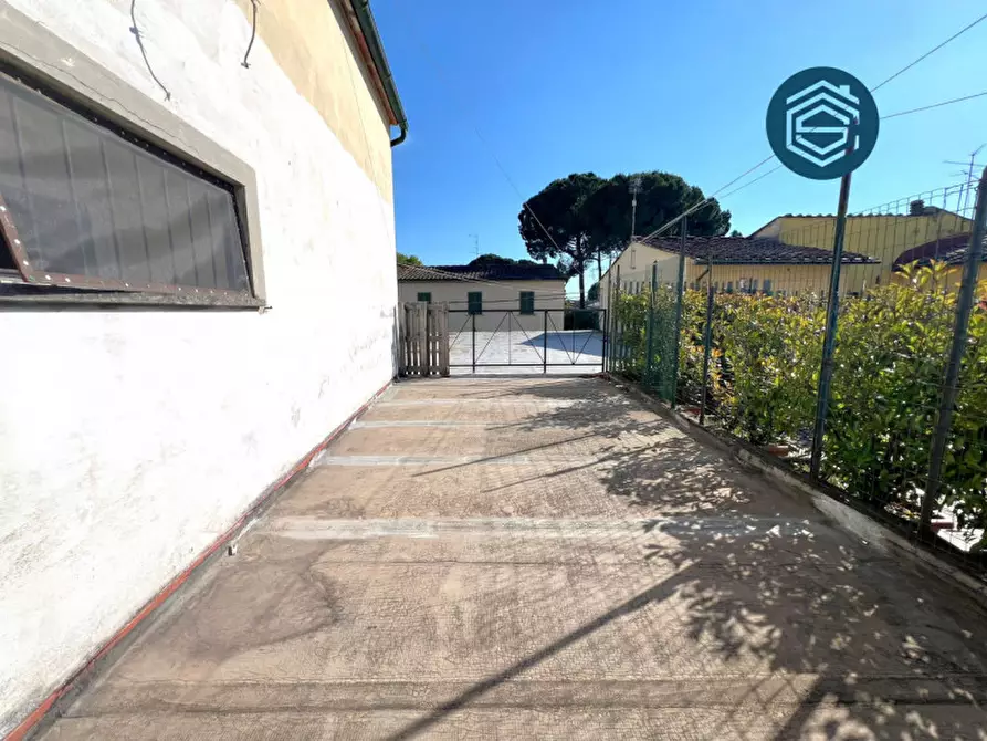 Immagine 34 di Casa indipendente in vendita  in via san cresci 1 a Campi Bisenzio