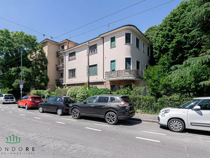 Immagine 37 di Appartamento in vendita  in Via Giuseppe Donati a Bologna