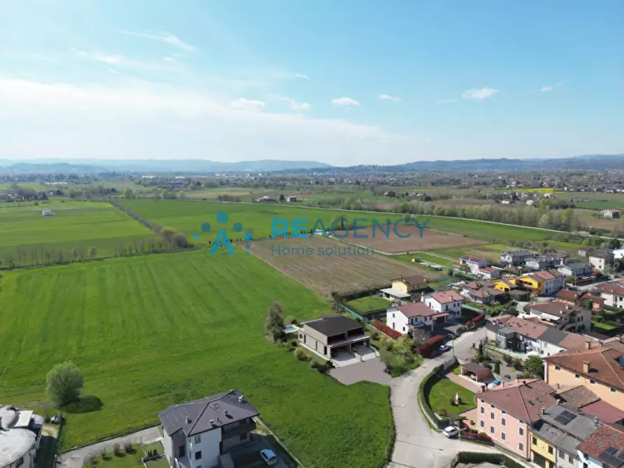 Immagine 5 di Villa in vendita  a Caldogno