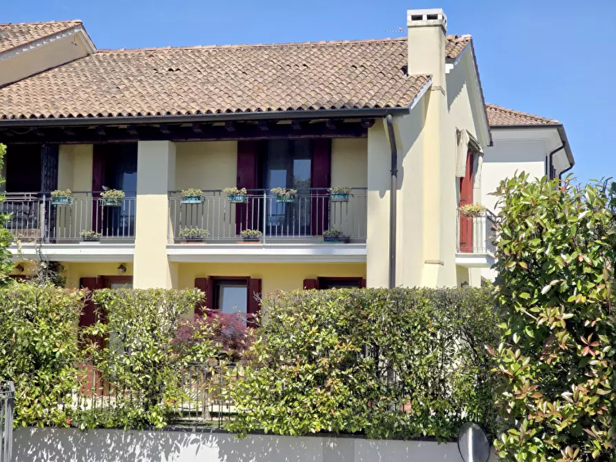 Immagine 37 di Villetta a schiera in vendita  in Via Grande di pezzan 62 a Carbonera