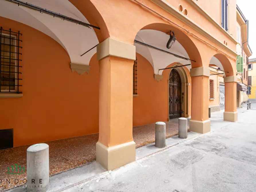 Immagine 19 di Ufficio in vendita  in Ad.ze Strada Maggiore a Bologna