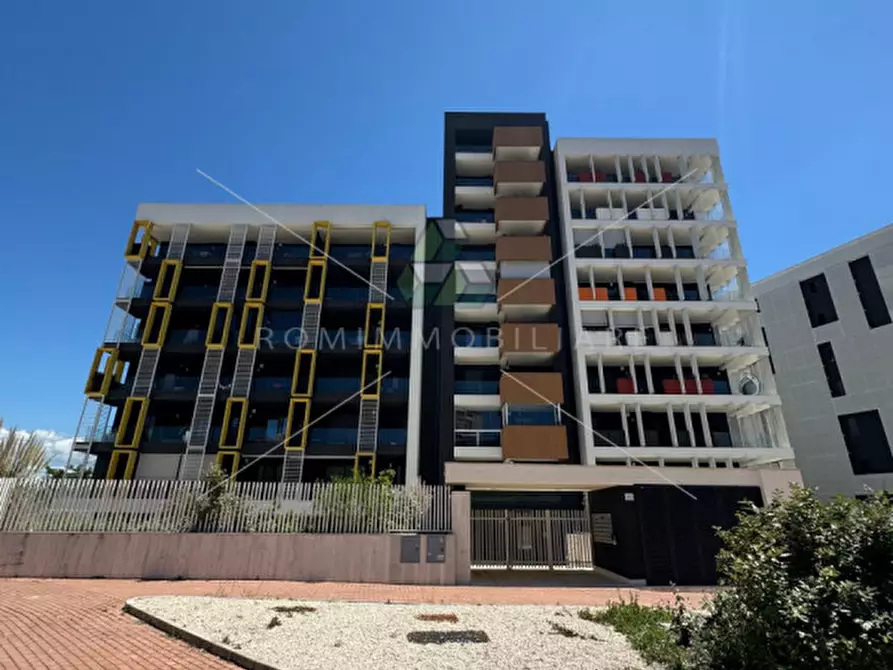 Immagine 13 di Appartamento in vendita  in Via Montegallo a Roma