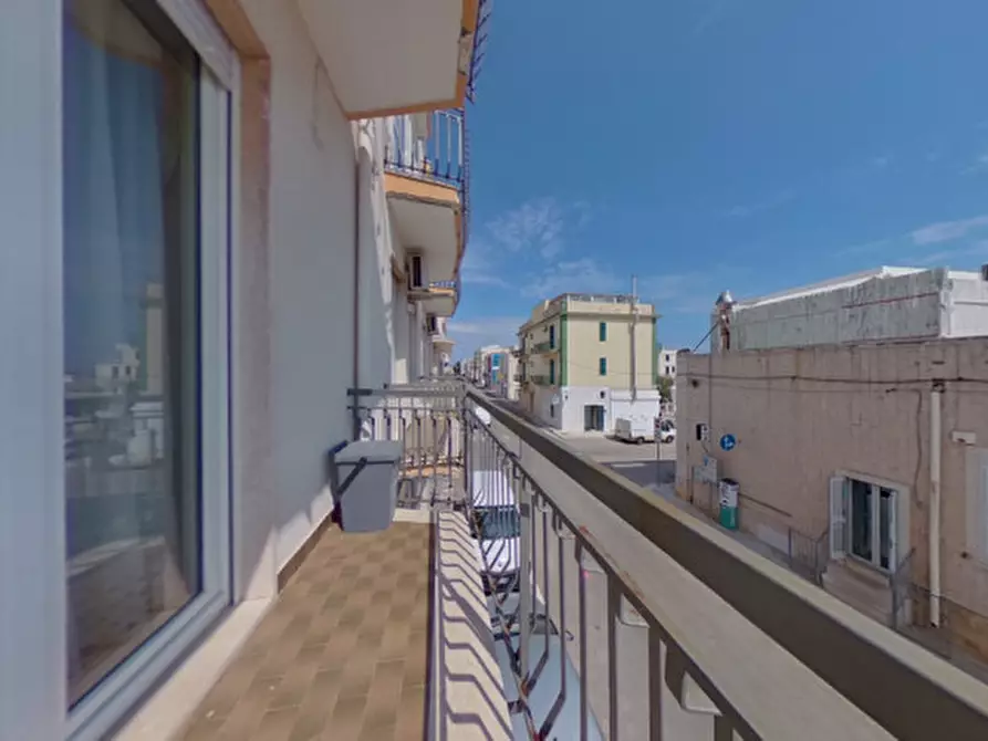 Immagine 16 di Appartamento in vendita  in Via degli Scavi a Fasano
