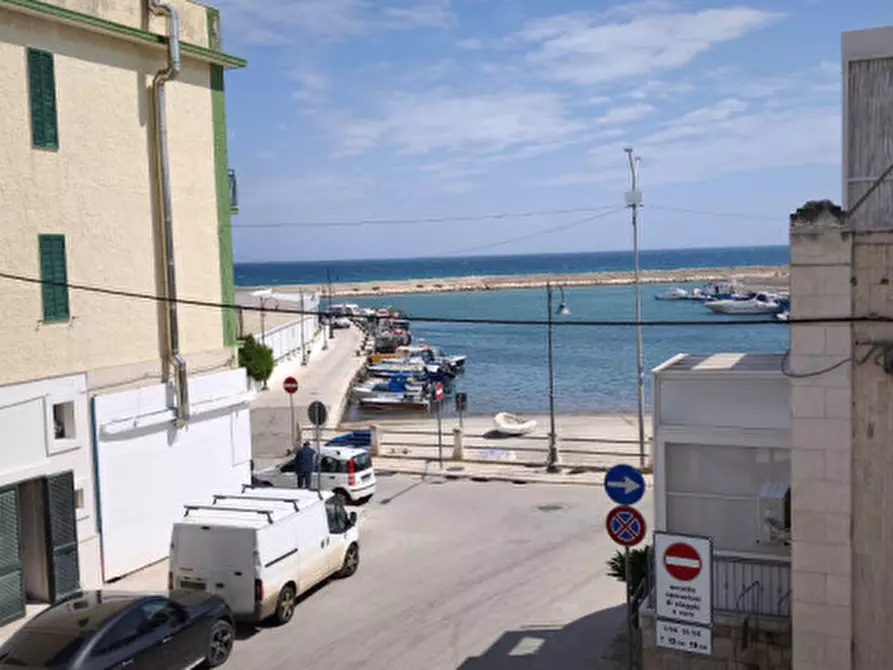 Immagine 28 di Appartamento in vendita  in Via degli Scavi a Fasano