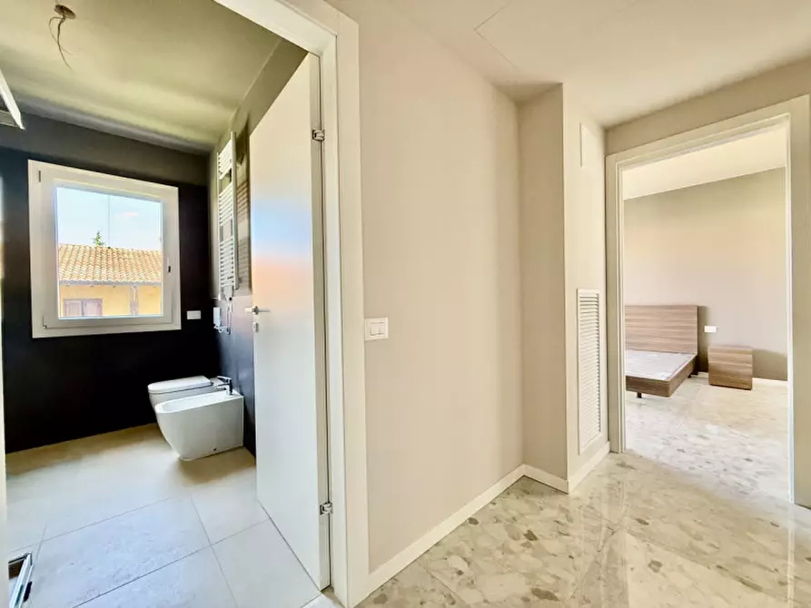 Immagine 7 di Appartamento in vendita  in Vicolo Casara a Lazise