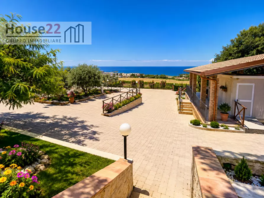 Immagine 20 di Agriturismo in vendita  in contrada canticaglione a Licata