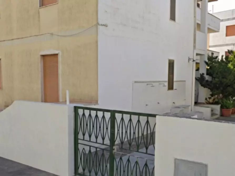 Immagine 8 di Appartamento in vendita  in Via della Robinia a Gallipoli