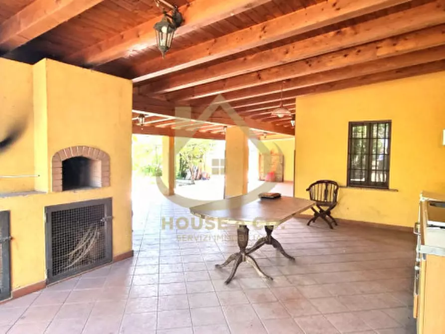 Immagine 3 di Villa in vendita  in Via Vallere a Vigevano