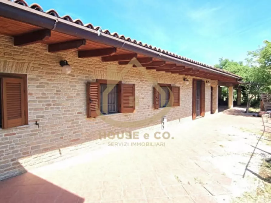 Immagine 11 di Villa in vendita  in Via Vallere a Vigevano
