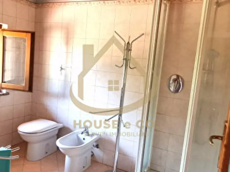 Immagine 23 di Villa in vendita  in Via Vallere a Vigevano