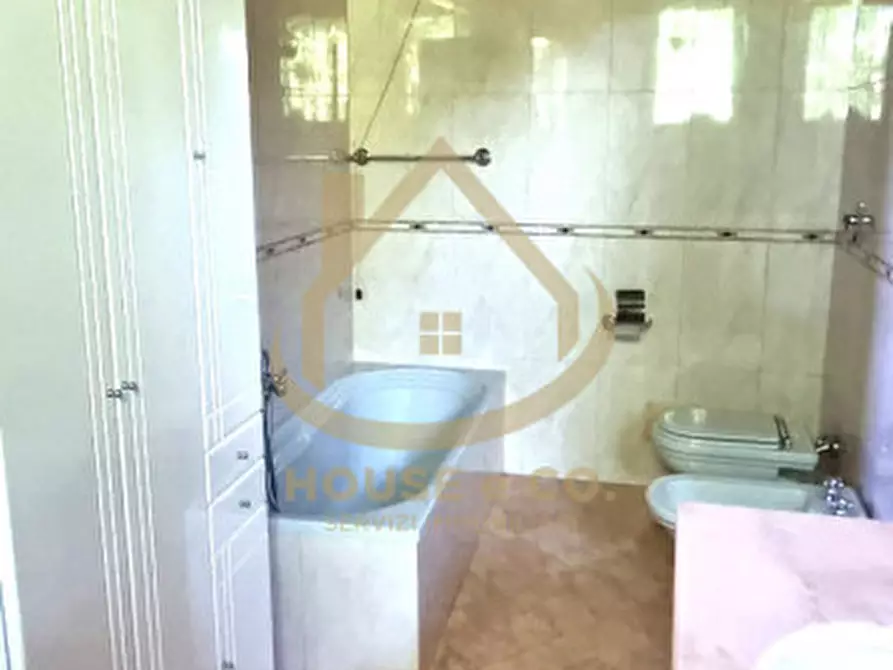 Immagine 24 di Villa in vendita  in Via Vallere a Vigevano