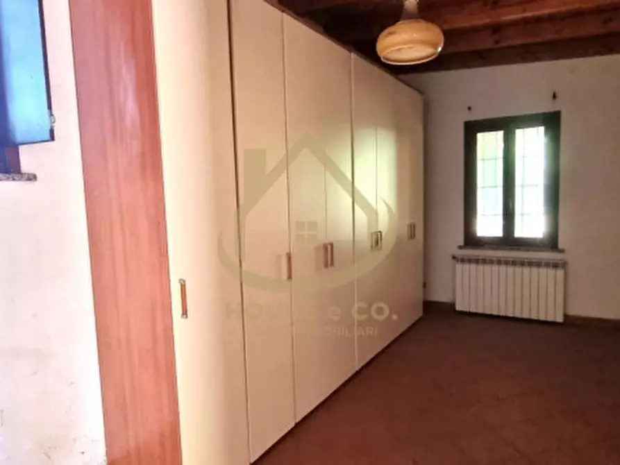 Immagine 26 di Villa in vendita  in Via Vallere a Vigevano