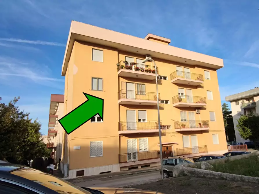 Immagine 1 di Appartamento in vendita  in Via Pietro Nenni a Fasano