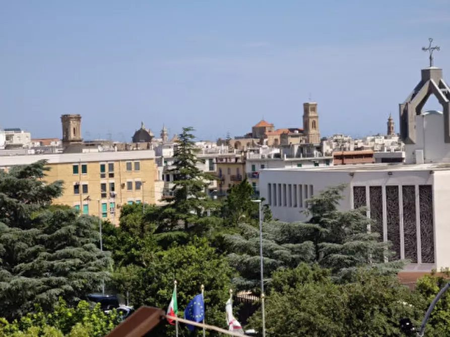 Immagine 17 di Appartamento in vendita  in Via Pietro Nenni a Fasano