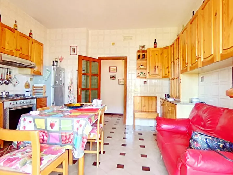 Immagine 22 di Appartamento in vendita  in Via Pietro Nenni a Fasano