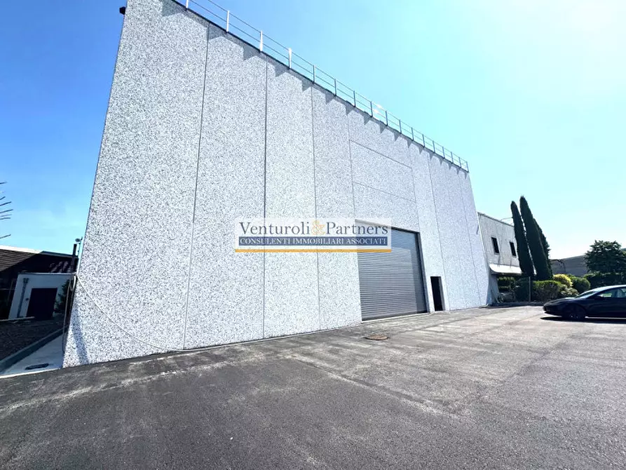 Immagine 1 di Capannone industriale in affitto  in Via Statale a Bedizzole