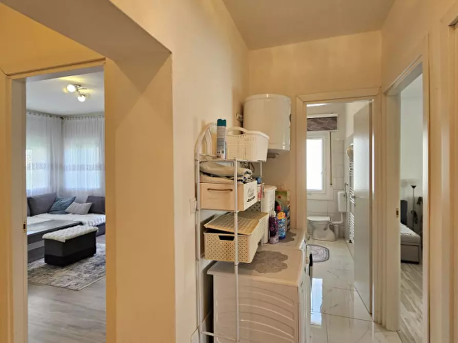 Immagine 18 di Appartamento in vendita  in Piazza Guglielmo Marconi, 5, 34070 Capriva del Friuli GO a Capriva Del Friuli