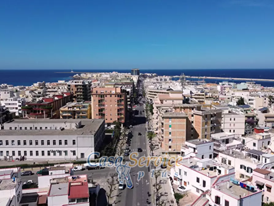 Immagine 2 di Negozio in vendita  in corso roma a Gallipoli