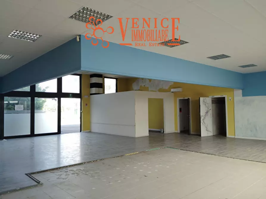 Immagine 1 di Capannone industriale in vendita  in Via Da Vinci a Marcon