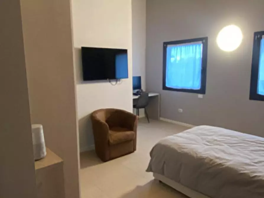 Immagine 13 di Camera in affitto  a Meolo