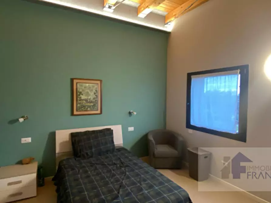 Immagine 17 di Camera in affitto  a Meolo