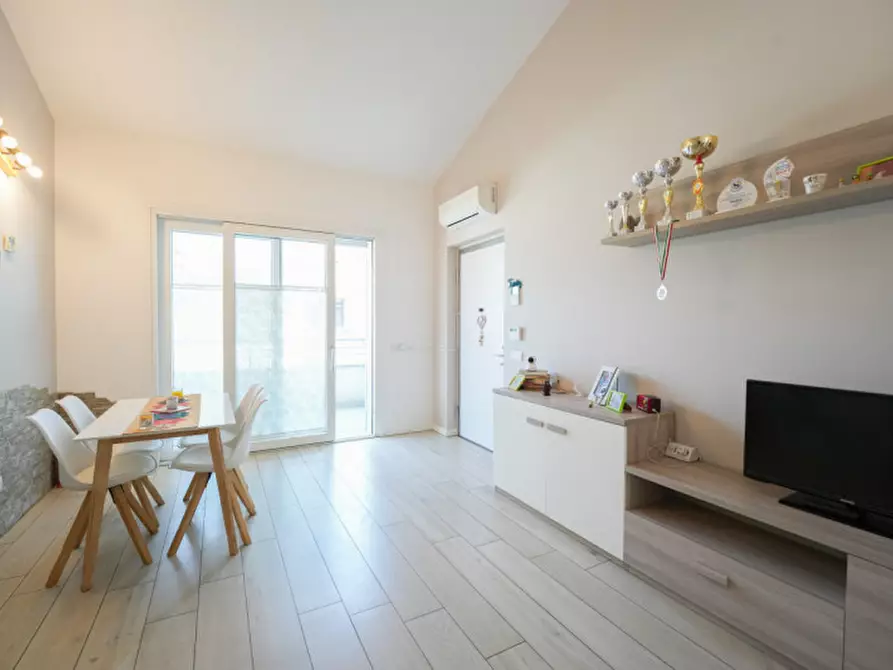 Immagine 6 di Appartamento in vendita  in Via Agnesi 16 a Correzzana