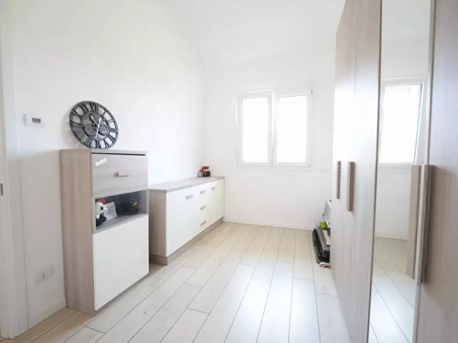 Immagine 28 di Appartamento in vendita  in Via Agnesi 16 a Correzzana