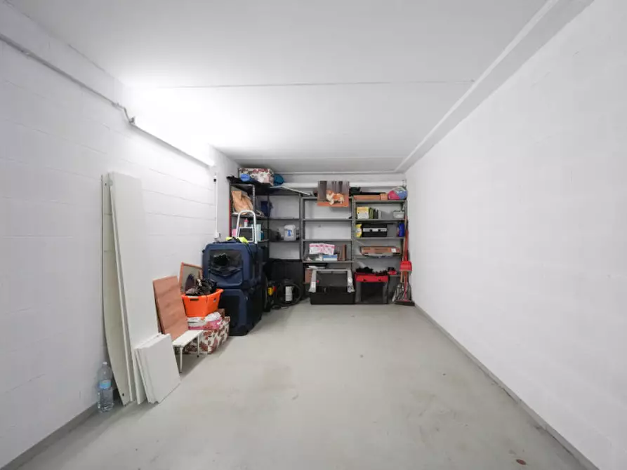 Immagine 35 di Appartamento in vendita  in Via Agnesi 16 a Correzzana