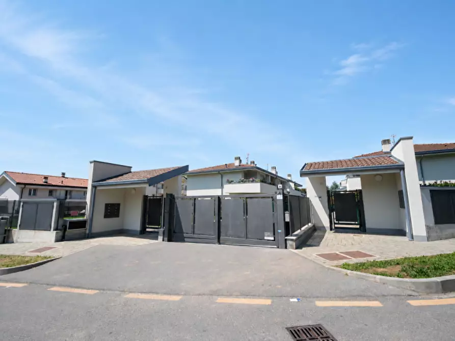 Immagine 38 di Appartamento in vendita  in Via Agnesi 16 a Correzzana