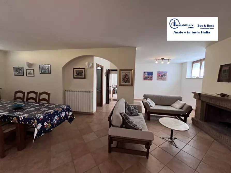 Immagine 26 di Casa bifamiliare in vendita  in via della chiusa a Nettuno