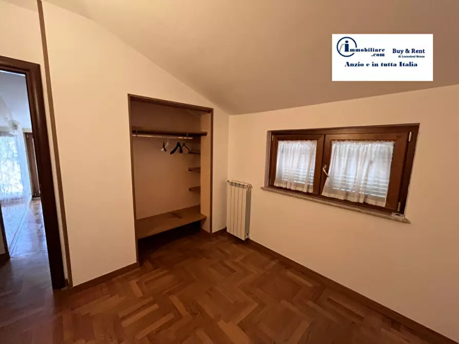 Immagine 33 di Casa bifamiliare in vendita  in via della chiusa a Nettuno