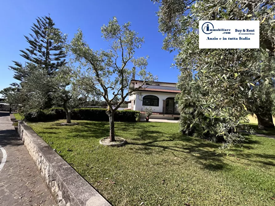 Immagine 44 di Casa bifamiliare in vendita  in via della chiusa a Nettuno