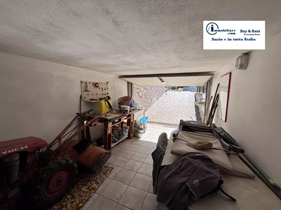 Immagine 47 di Casa bifamiliare in vendita  in via della chiusa a Nettuno