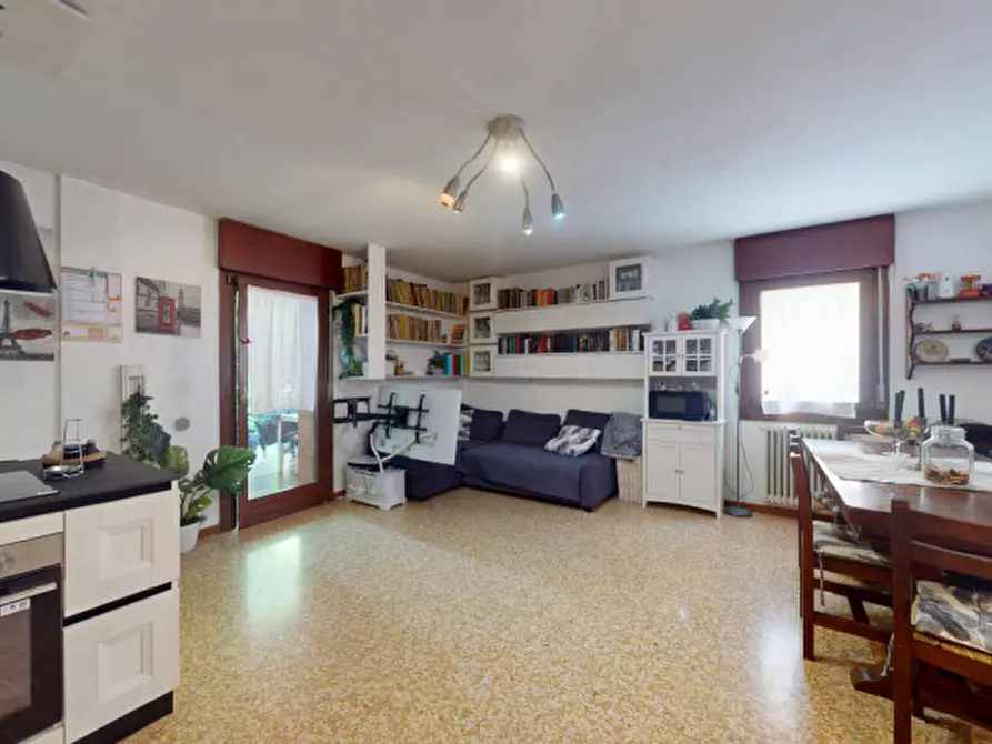 Immagine 6 di Appartamento in vendita  in Via Domeniconi a Vicenza