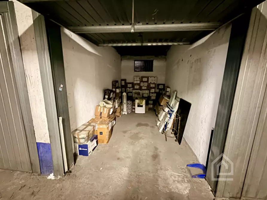 Immagine 7 di Garage in vendita  in Via Matteo Bandello 15 a Torino