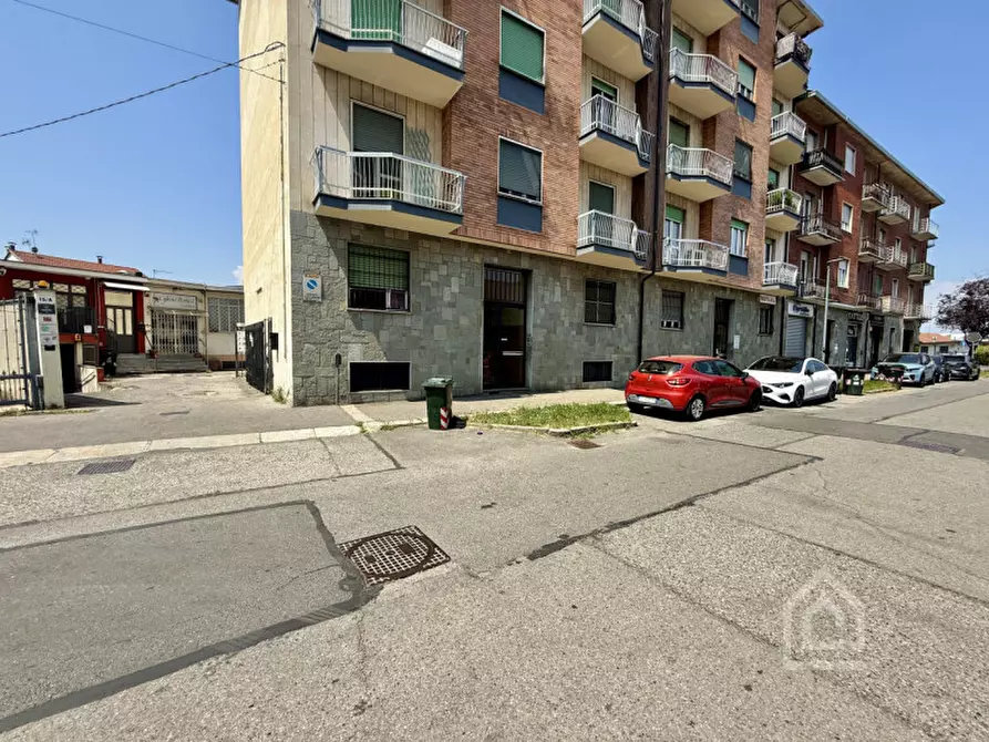 Immagine 13 di Garage in vendita  in Via Matteo Bandello 15 a Torino