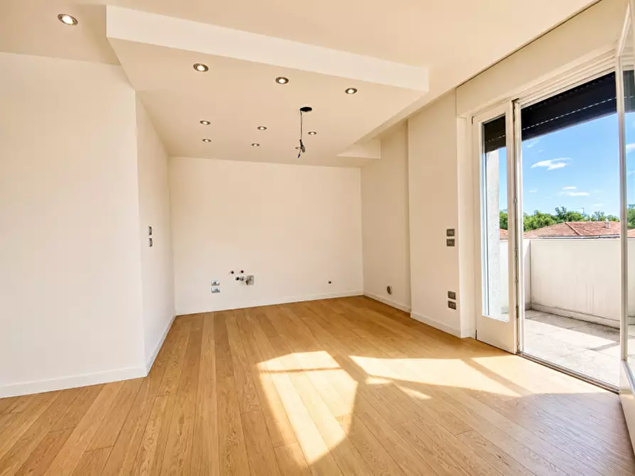 Immagine 5 di Appartamento in vendita  in via XXIV Maggio a Legnago