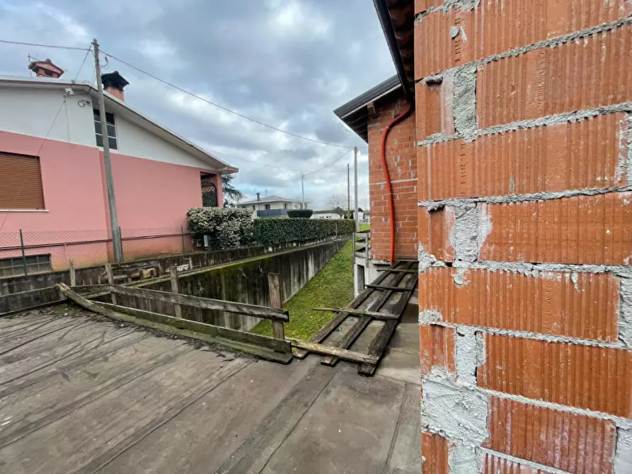 Immagine 13 di Casa bifamiliare in vendita  in Via Tigli a Malo