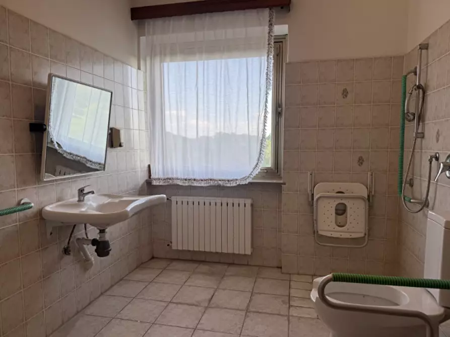 Immagine 52 di Hotel in affitto  in Monrupino 151 a Monrupino