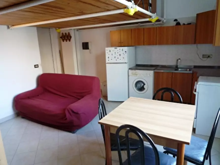 Immagine 15 di Appartamento in affitto  in via Armando Diaz 8 a Portici