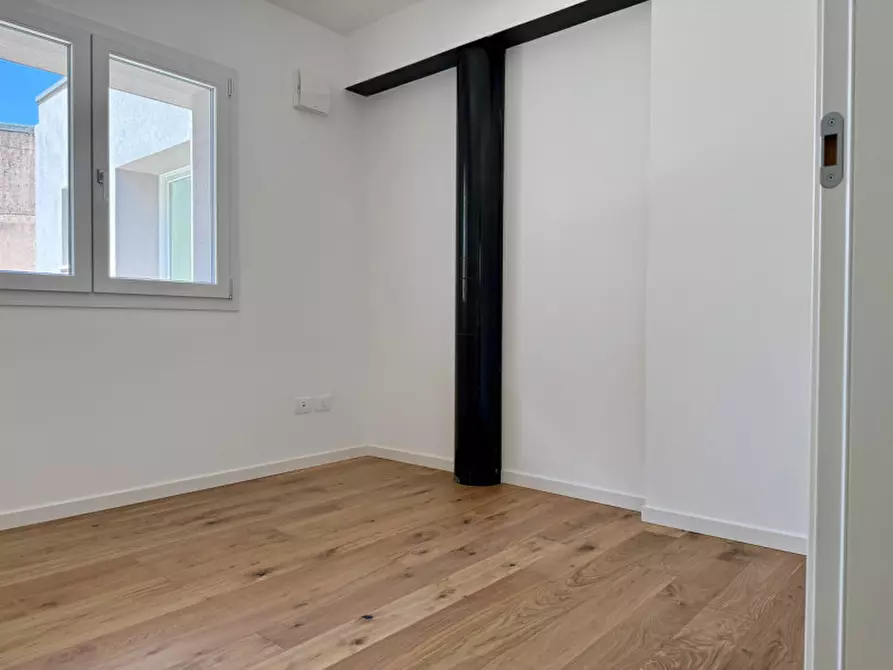 Immagine 3 di Casa bifamiliare in vendita  in Viale Trieste 253 a Vicenza