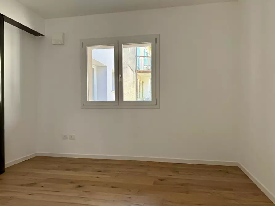 Immagine 5 di Casa bifamiliare in vendita  in Viale Trieste 253 a Vicenza