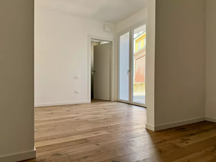 Immagine 9 di Casa bifamiliare in vendita  in Viale Trieste 253 a Vicenza