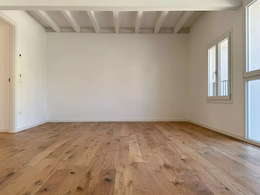 Immagine 2 di Casa bifamiliare in vendita  in Viale Trieste 255 a Vicenza