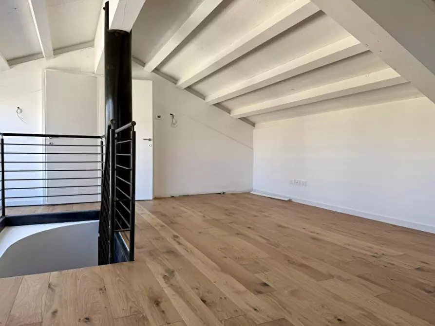 Immagine 9 di Casa bifamiliare in vendita  in Viale Trieste 255 a Vicenza