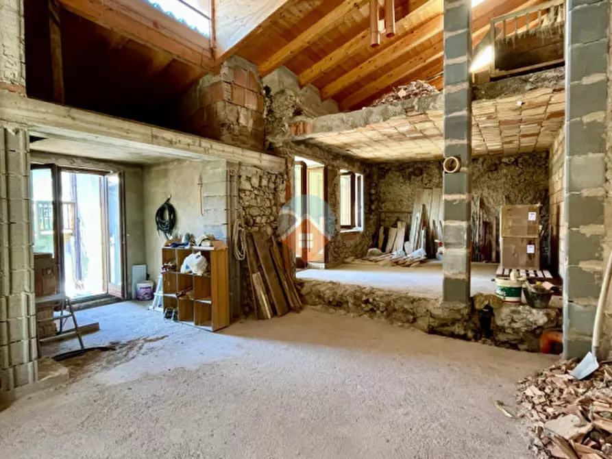 Immagine 9 di Casa bifamiliare in vendita  in Via del Torchio 22 a Villa Lagarina