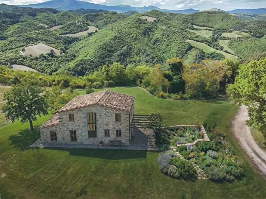 Immagine 2 di Rustico / casale in vendita  in Ca' Montone a Urbino