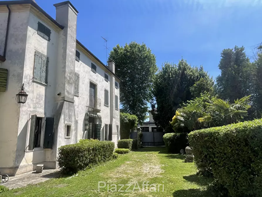 Immagine 15 di Villa in vendita  in Via Rusteghello a Piove Di Sacco
