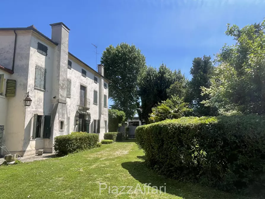 Immagine 17 di Villa in vendita  in Via Rusteghello a Piove Di Sacco
