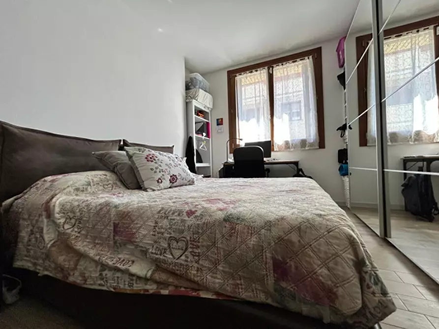 Immagine 23 di Appartamento in vendita  in Stradello Levanto, 4 a Parma